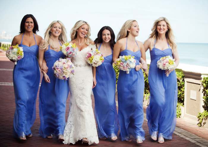 Must-Have Wedding Photos with The Girls