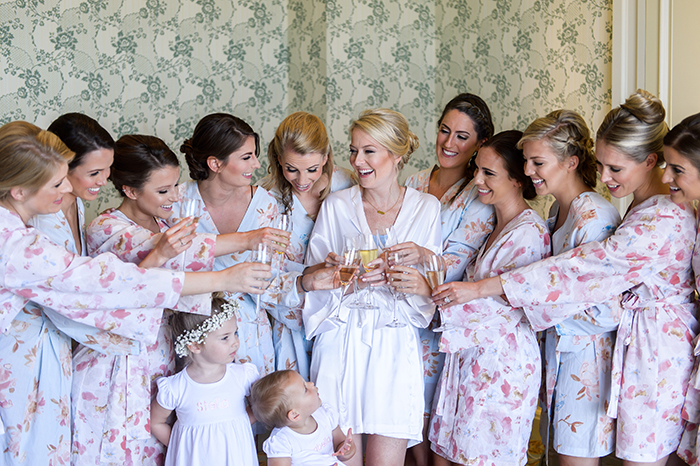 Wedding Day Must-Have: Bridesmaid Robes